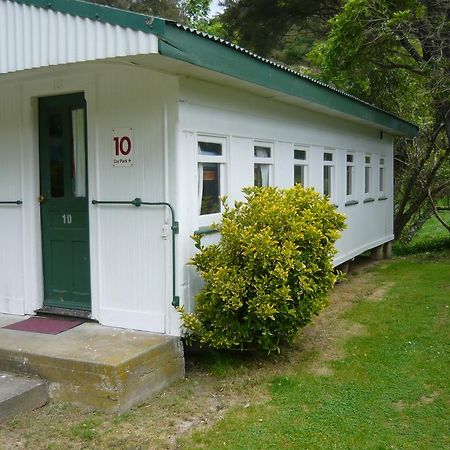 Alexanders Holiday Park Picton Exterior photo
