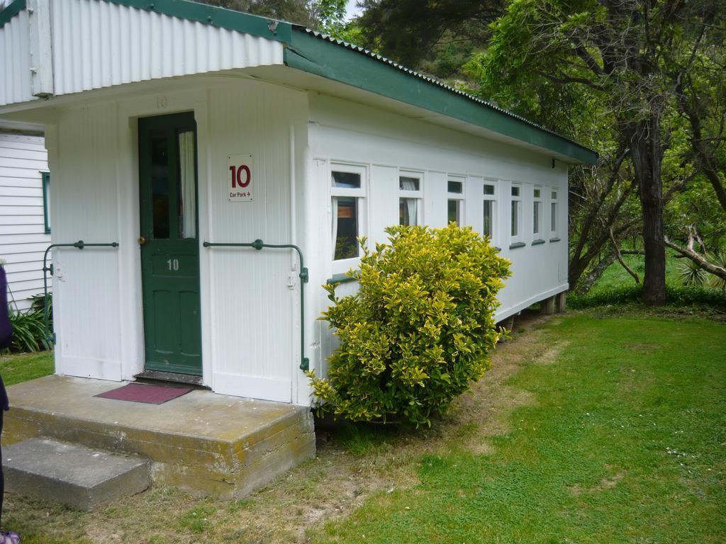 Alexanders Holiday Park Picton Exterior photo